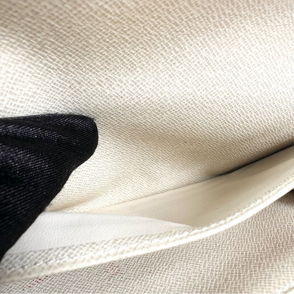 Louis Vuitton Long Wallet - Picture 9 of 9